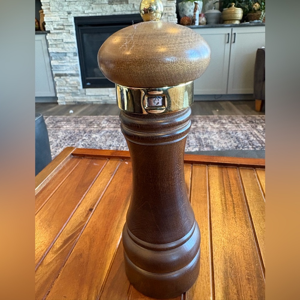 William Bounds Original Wood 8.5” Pepper Mill Adjustable Grinder Kitchen